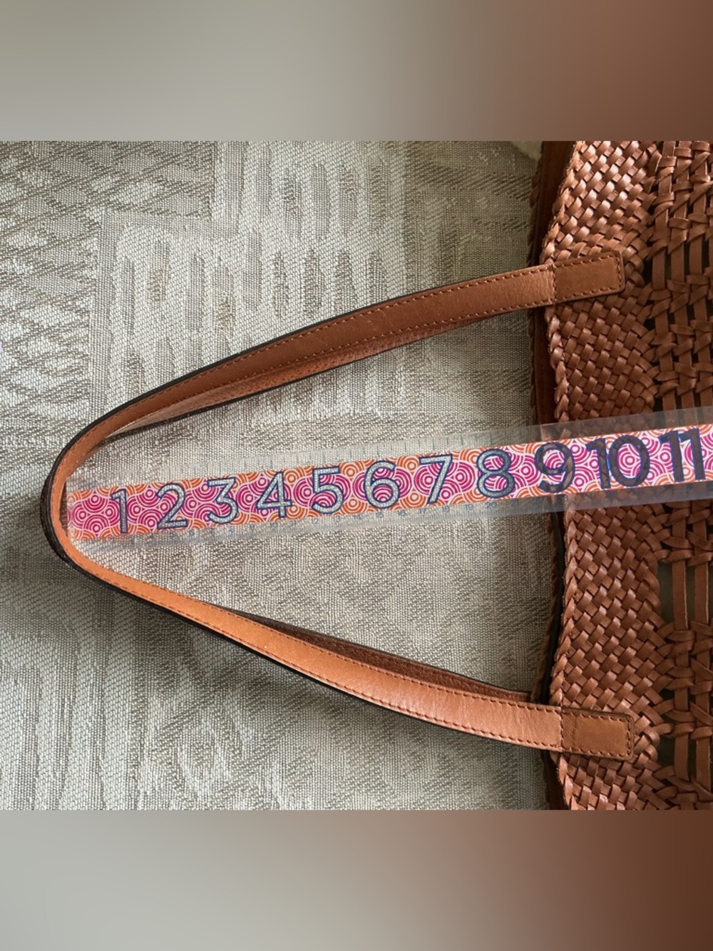 VEUC Woven Leather Zip Top Tote Handbag ๐ - Picture 13 of 13